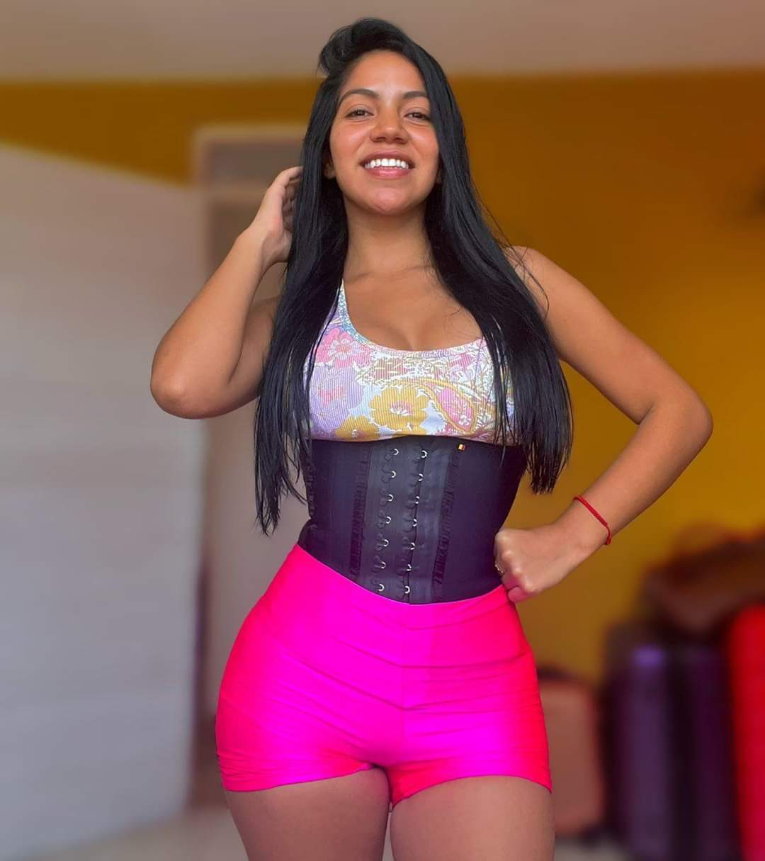 Faja Colombiana con Broches