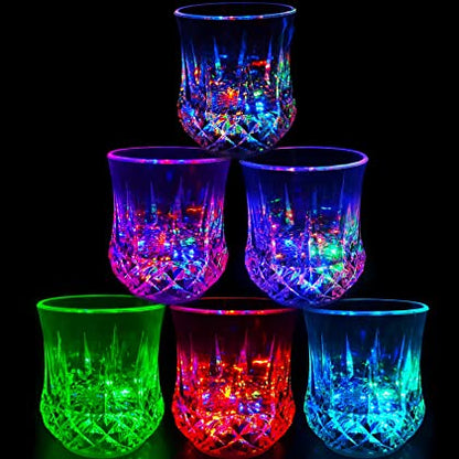 Vasos que se encienden al contacto del agua